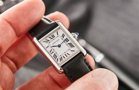 cartier tank must review